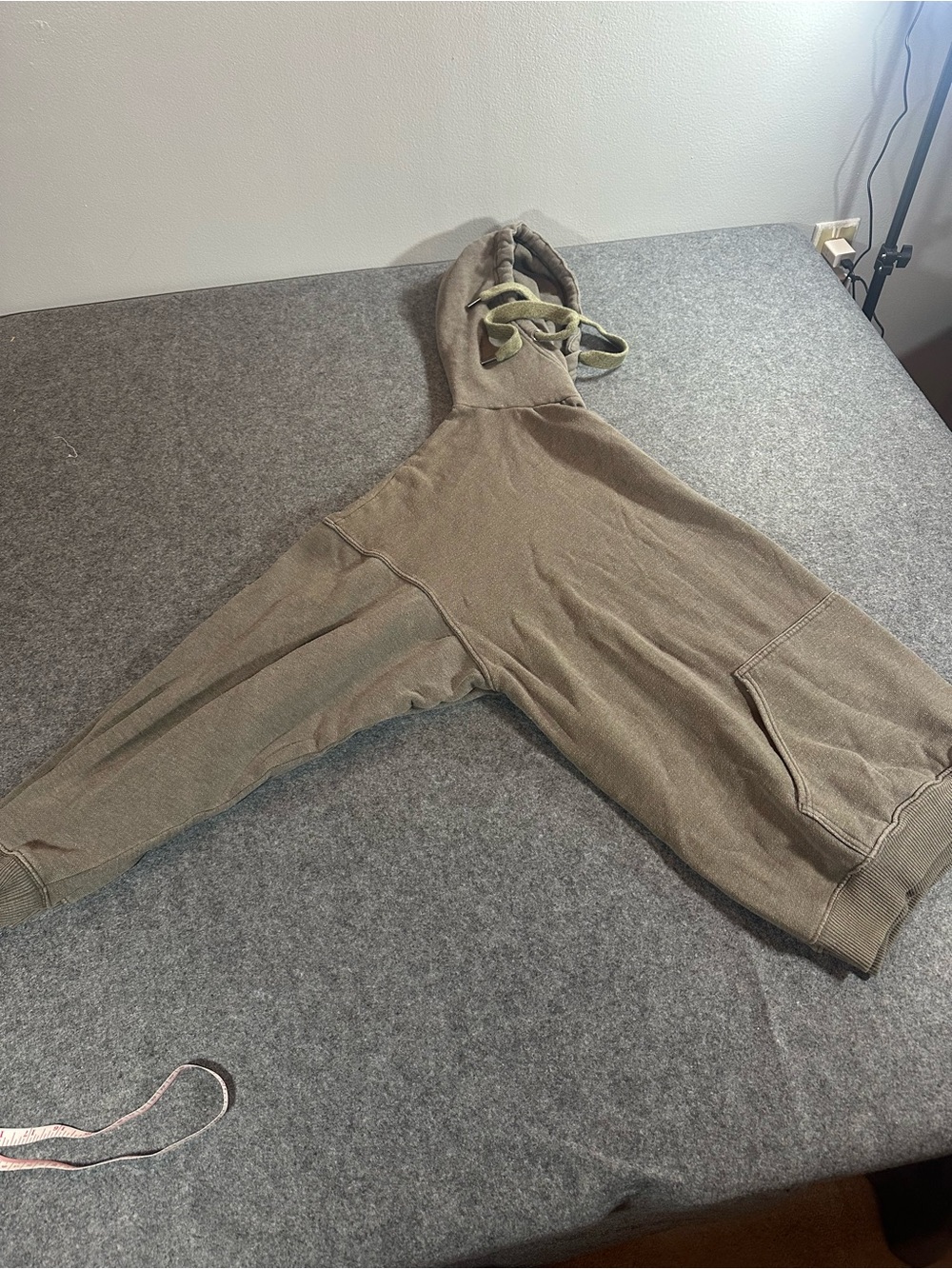 aerie Oversized Comfy Green Hoodie - Picture 10 of 10